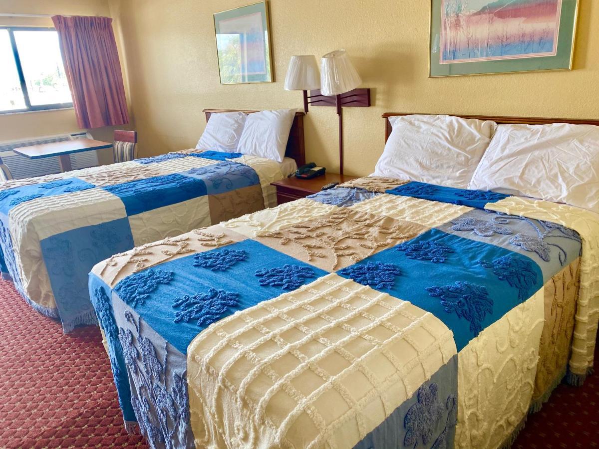 Regency Inn Fern Park Екстериор снимка